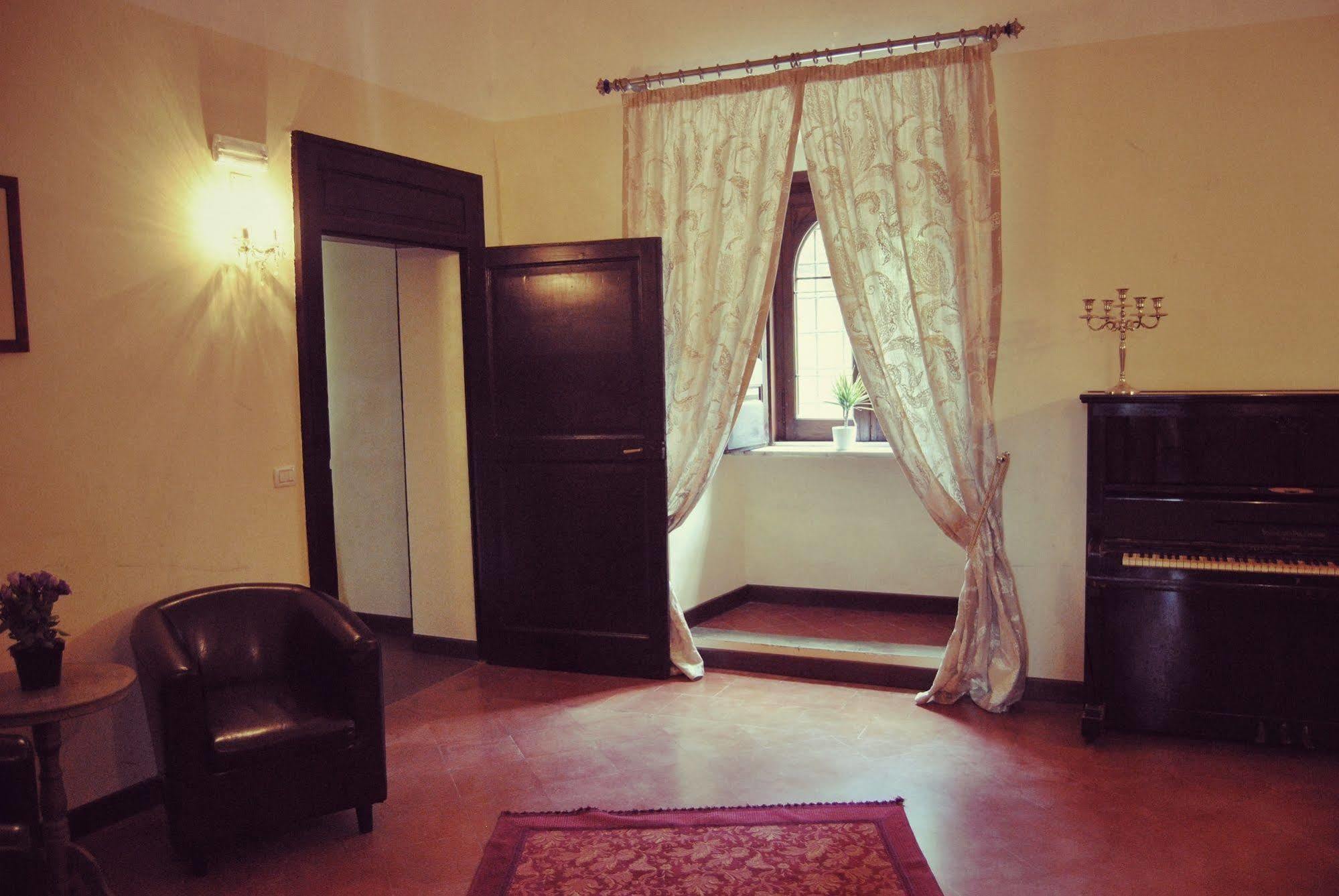 Residenza Ducale Hotell Bovino Exteriör bild